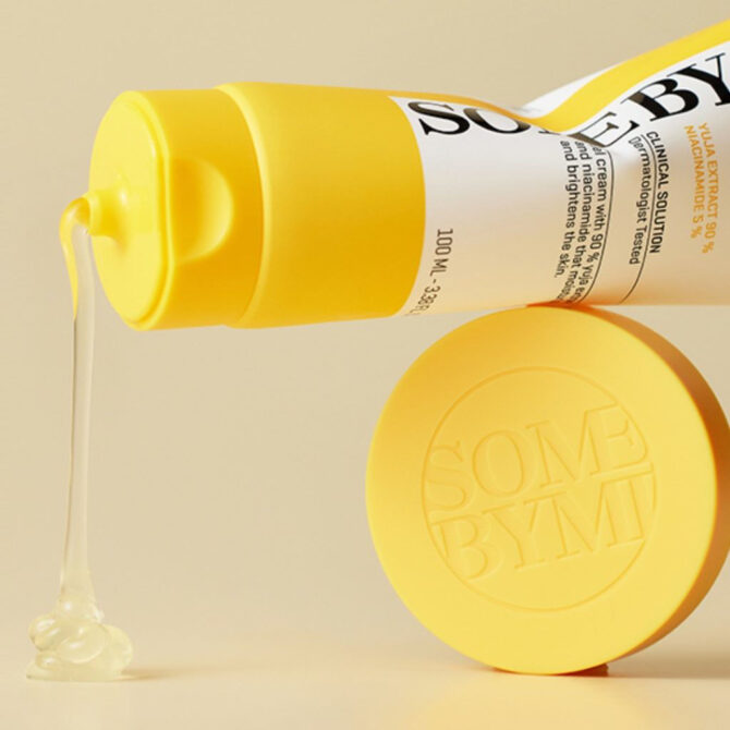 SOME BY MI Yuja Niacin Brightening Moisture Gel Cream [Renewal] - Image 3